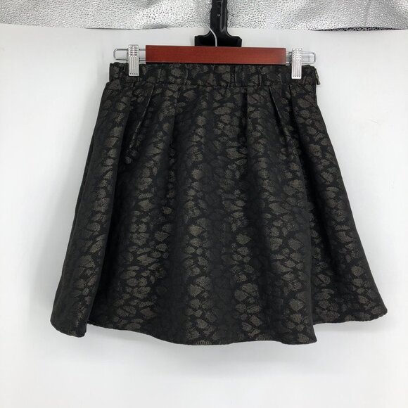 Aritzia Talula Black & Bronze Abstract Patterned Flared Mini Skirt size 2 - Picture 2 of 12